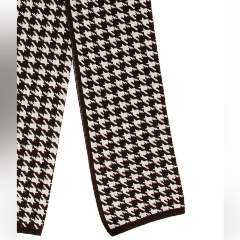 Celine cashmere houndstooth print scarf - Picture 2 of 3